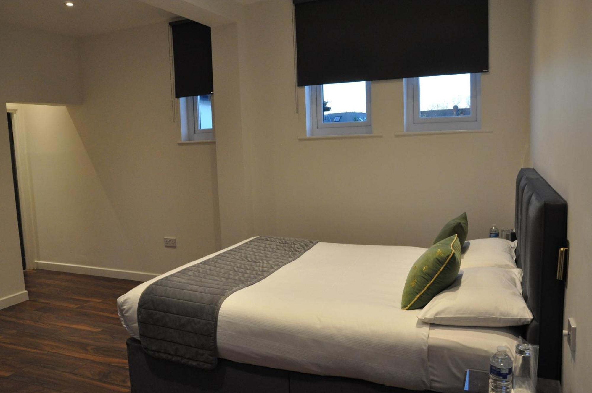 Hotel Nap Inn Barnet Ngoại thất bức ảnh